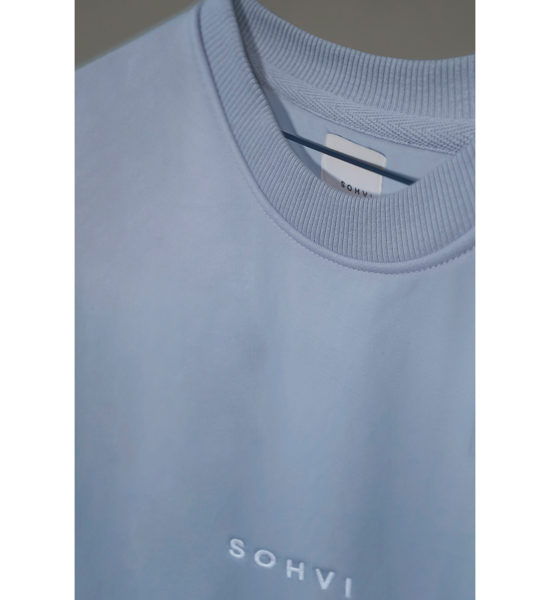 Essence I Premium Crew-Neck